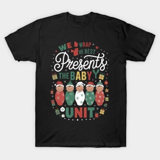 Mother Baby Nurse Christmas Mom Baby Nursing Groovy T-Shirt